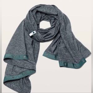Lululemon vinyasa scarf